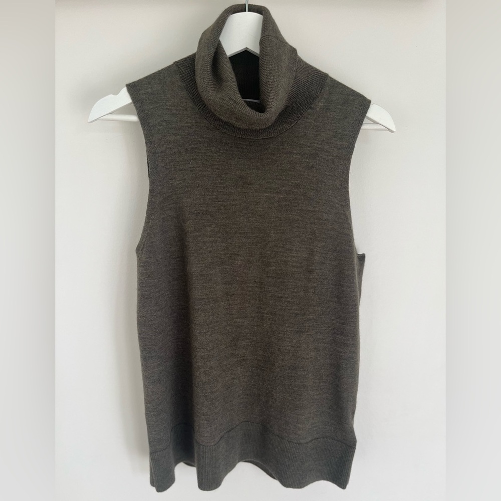 Halston Heritage Sleeveless Turtleneck Sweater - Dark green